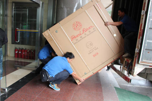 休宁钢琴贵重工艺品无忧运
